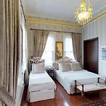 Hotel 1207