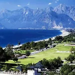 10 Central Location, Close To Beaches And Anywhere