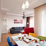 The Room Hotel & Apartments