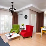 The Room Hotel & Apartments