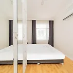 Chic Flat W Balcony 3 Min To Beach In Antalya