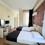 Perlo Hotel City