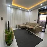 Antalya Havalimanina Yakin Havuzlu 1+1 Lux Daire