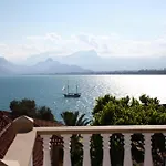 Bacchus Pension