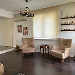 8 Kisilik Konforlu Ve Ferah Bir Villa