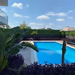 Lux 1+1 Apartment Airport View