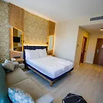 Isnova Hotel Airport