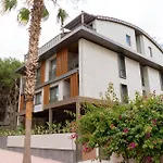 Bomo Suites