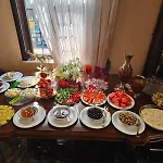 Loost Town Inn Hotel