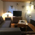 Private 100M2 Detached Villa With Central Castle Garden