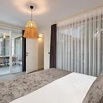 Wolf Suites