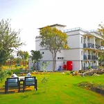 La Cactus Boutique Hotel