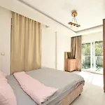 Dreams Suite Hotel