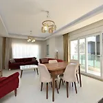 Dreams Suite Hotel