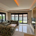 Villa Lea - 4 Km To The Sea 9 Km To The Airport
