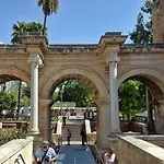 Köşk Hotel