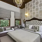 Hotel 1207