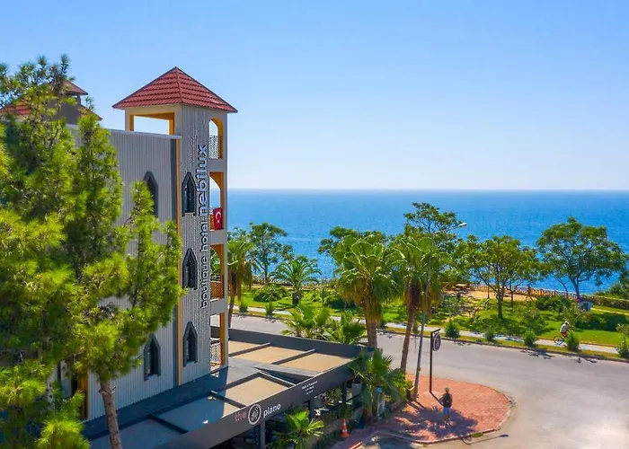 Nebilux Hotel