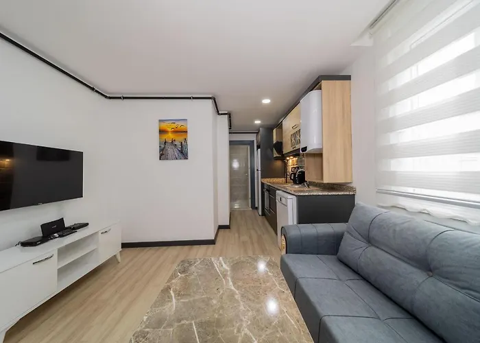Charming Flat Near Beach In Muratpasa Antalya