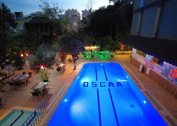 Oscar Hotel