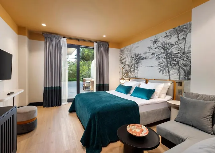 Sherwood Prize Hotel
