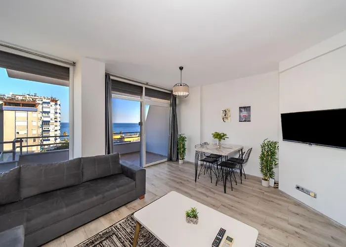 Refreshing Flat Within Walking Distance To Konyaalti Beach With Sea View In Antalya