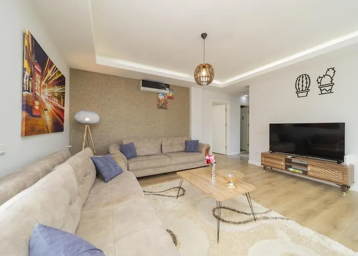 Bright Flat W Balcony 15 Min To Konyaalti Beach
