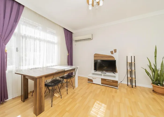 Chic Flat W Balcony 3 Min To Beach In Antalya