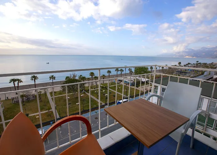 Kristal Beach Hotel