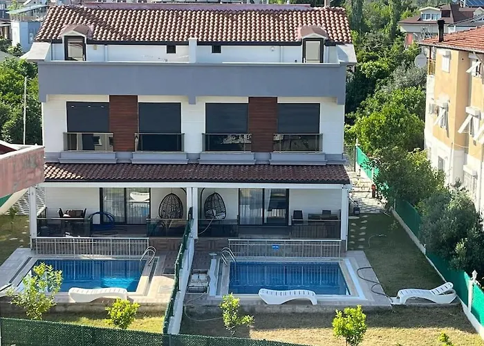 Villa Isra 5 Plus 1 Bedroom Villa Private Pool And Garden