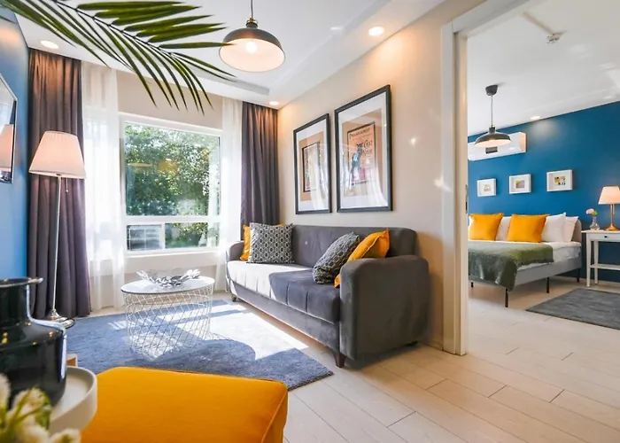 Modern Flat Near Hadrian\'S Gate