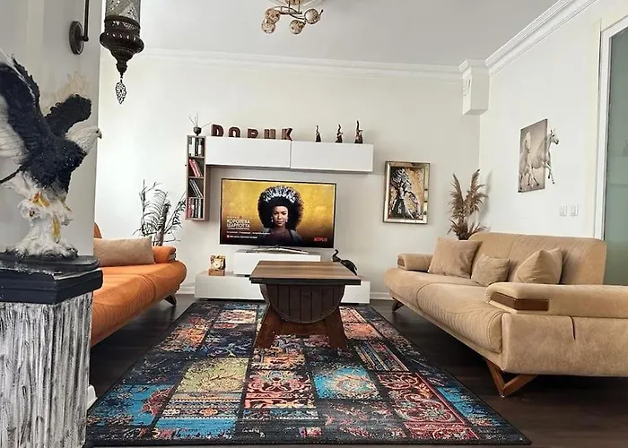 8 Kisilik Konforlu Ve Ferah Bir Villa