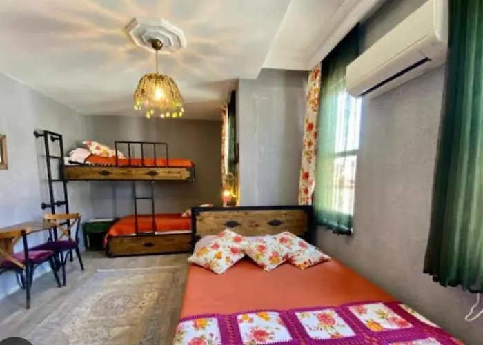 Velespit Hotel