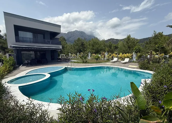 Canyon Villa Goeynuek Kemer Antalya With Pool