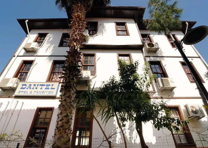 Dantel Pension