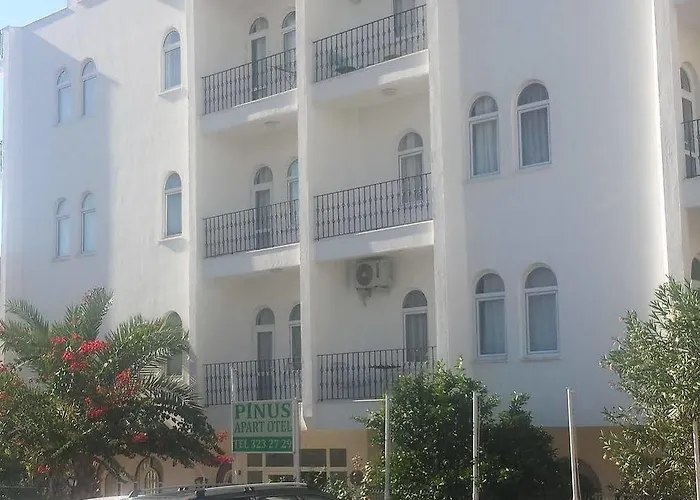 Pinus Otel