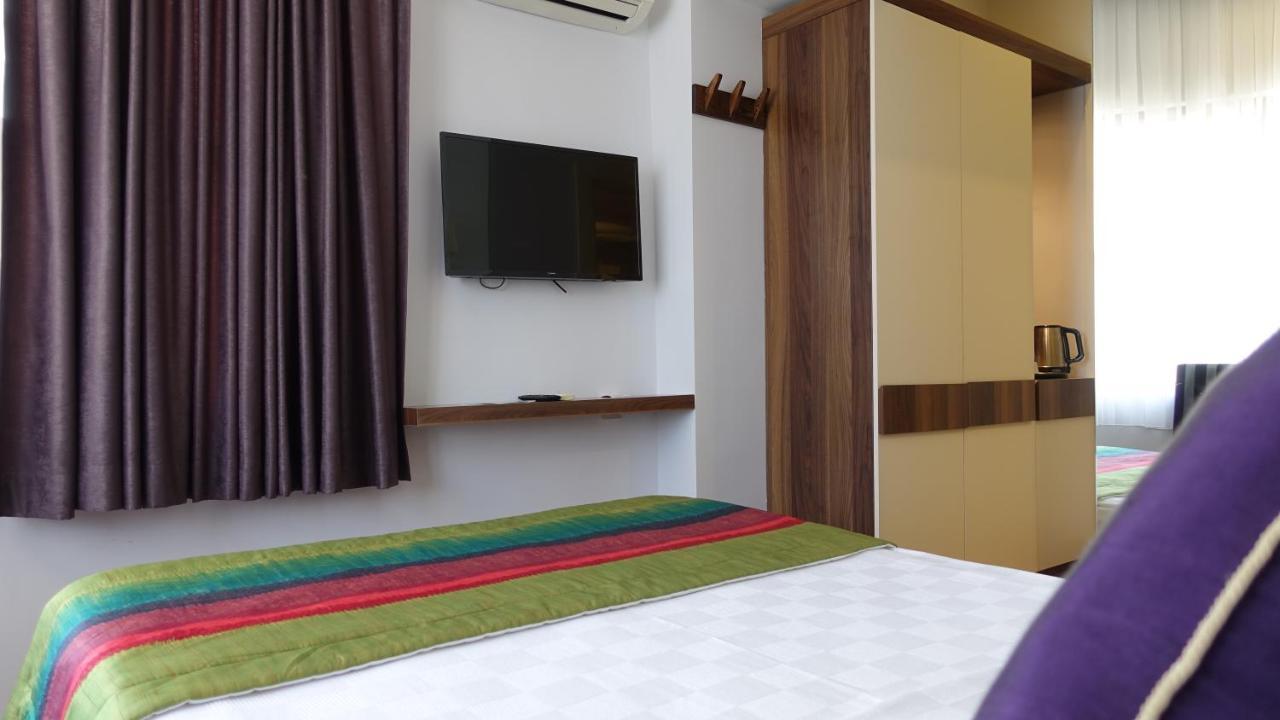 Otel Mono