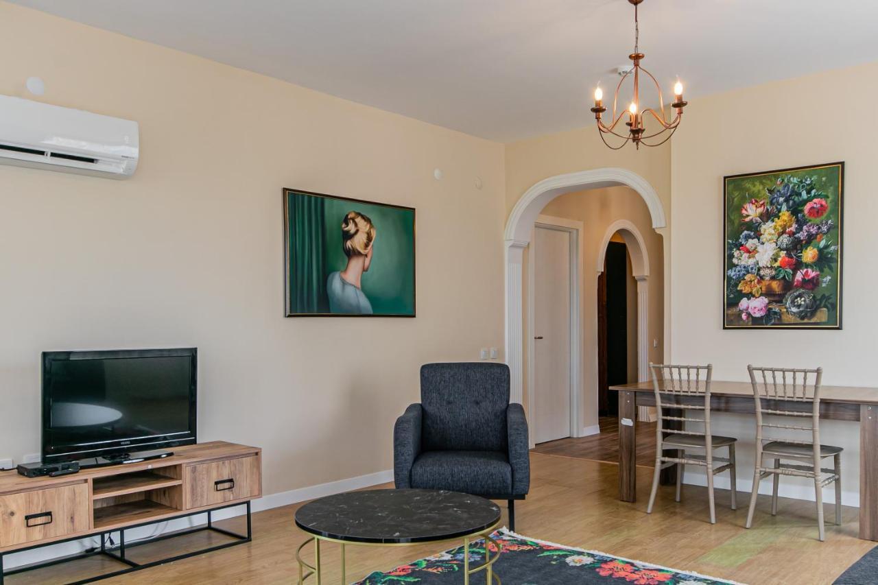 Lara Appartement *