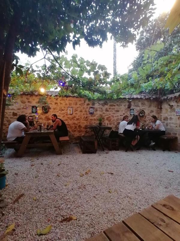Kuyu Beergarden Hostel