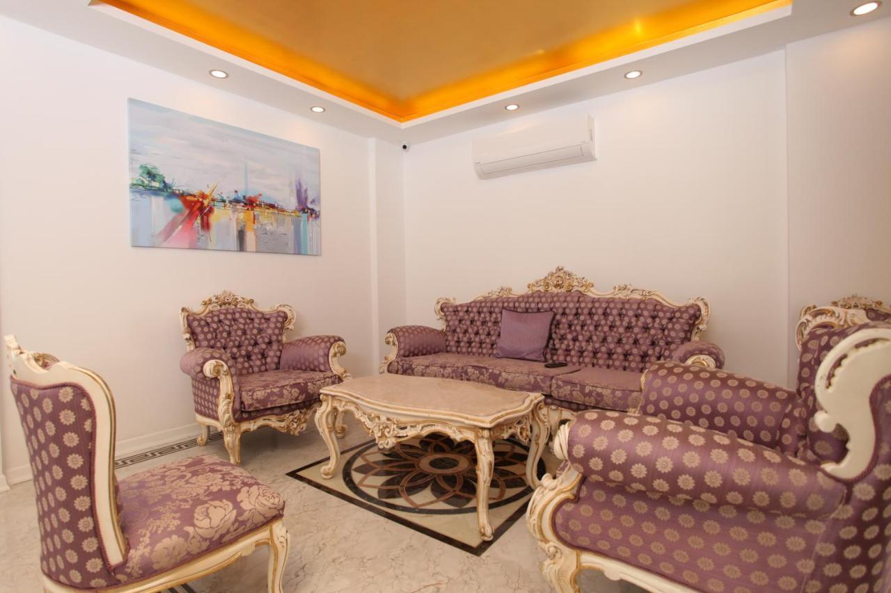 Aparthotel Golden Spark 3*