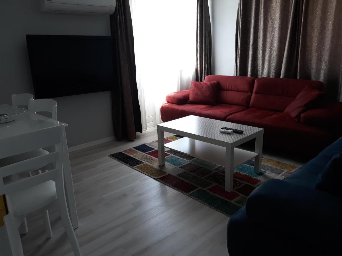 Golden Spark Aparthotel