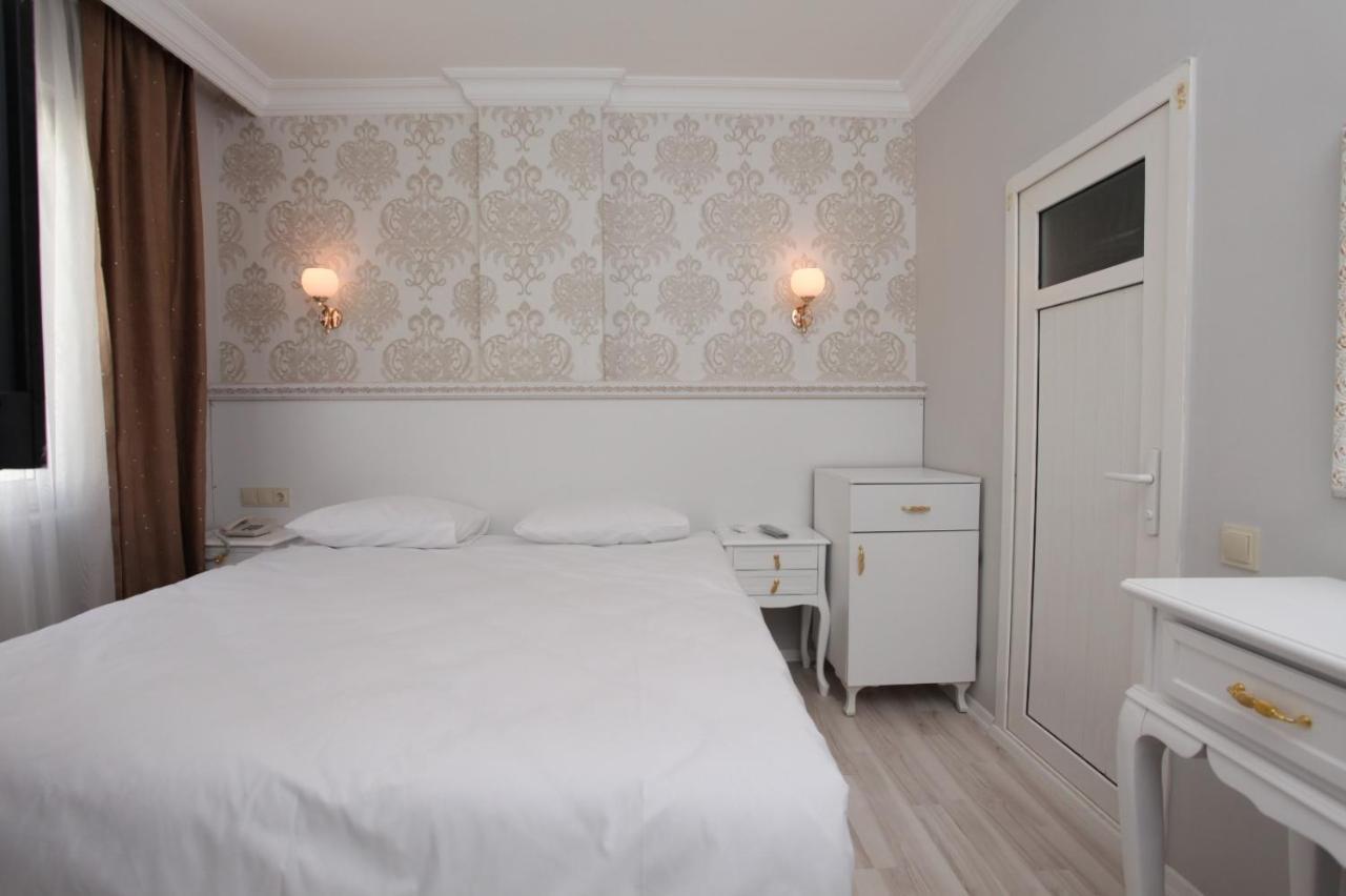 Golden Spark Aparthotel 3*