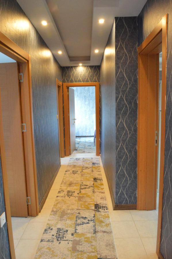 242 Gold Tower Aparthotel
