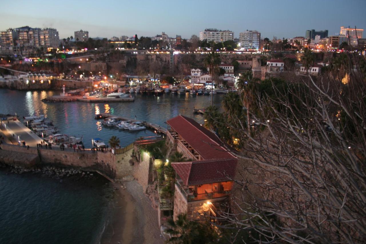 Mavi Avlu - Old Town