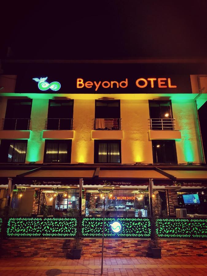 Otel Beyond