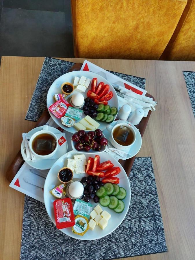 Golden Spark Aparthotel 3*
