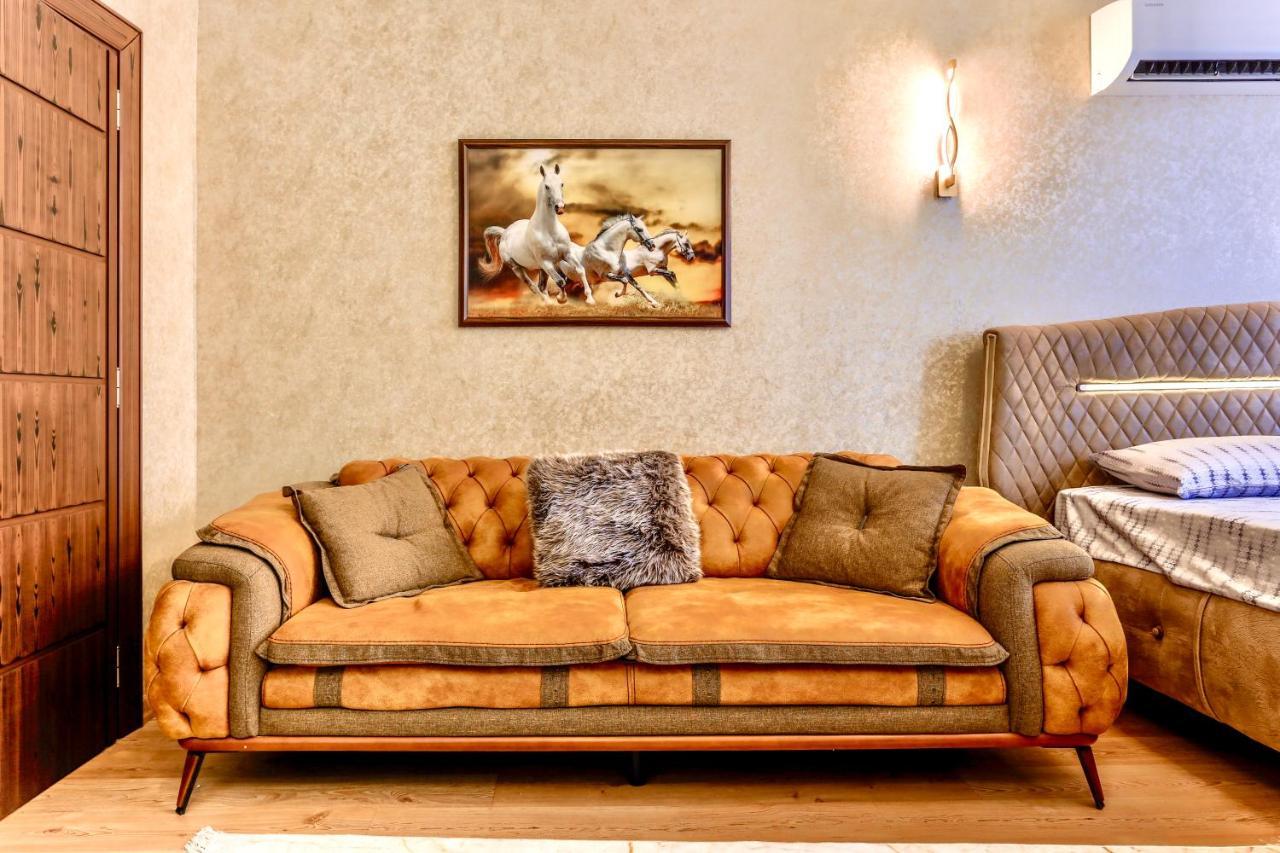 Apartment Jazzy Homes Top Class,100 Mb Fast Internet