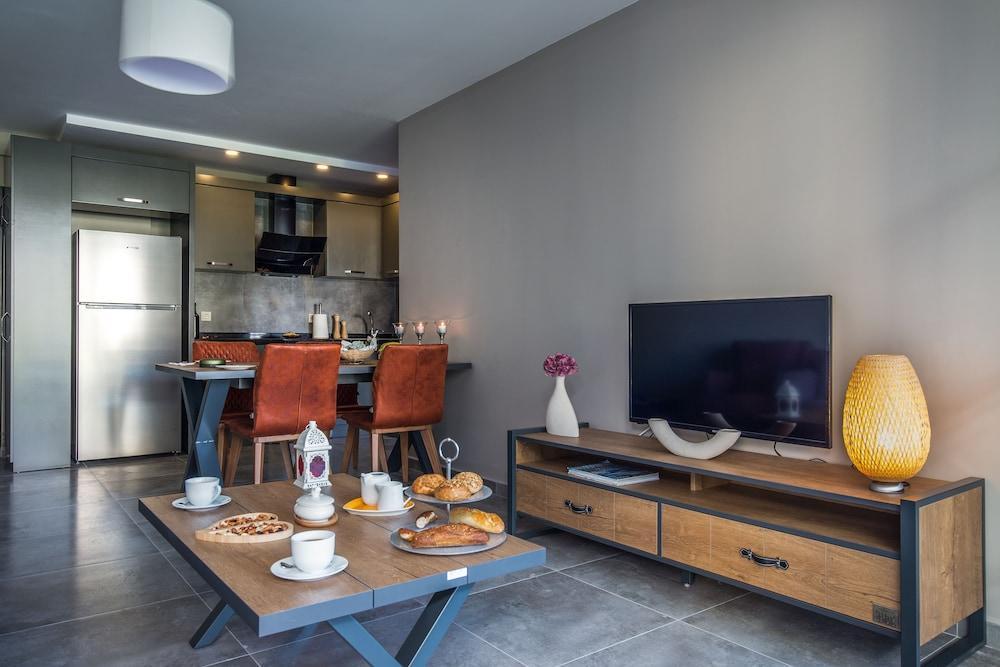 Lara Homes 2* Antalya