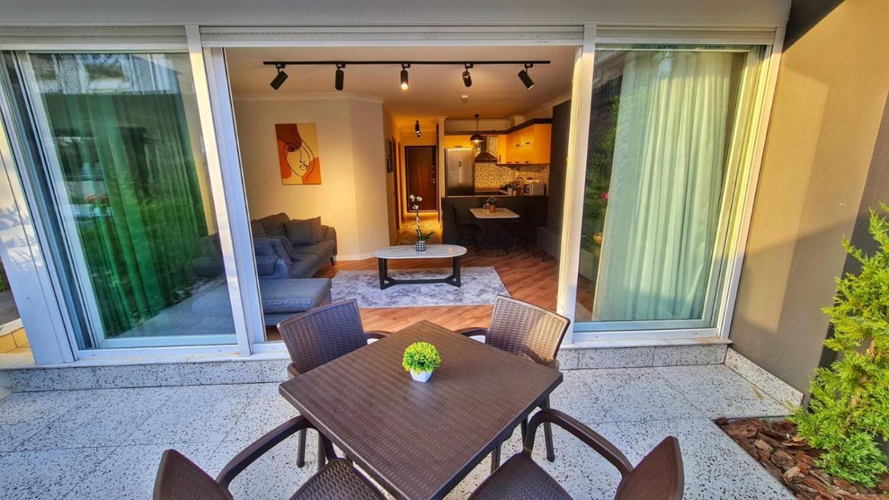 Guest house Letstay Sweet Yellow 2*