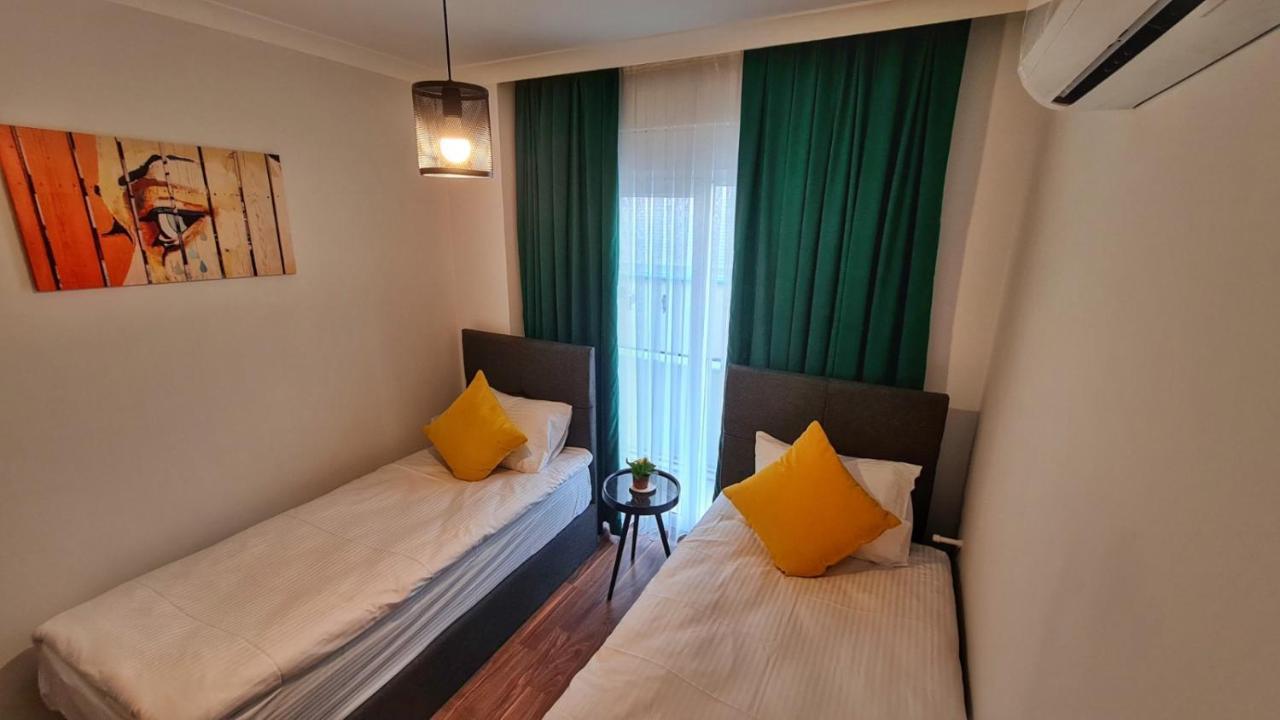 Letstay Sweet Yellow Guest house